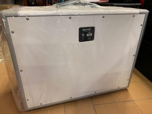 Mooer GC112 1z12 Cabinet con Celestion Vintage 30 - immagine 3