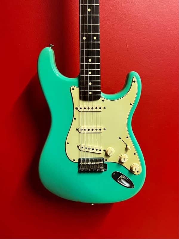 Fender Stratocaster Custom Shop Limited Edition Seafoam Green 1960 Relic del 2004 Namm Edition Matched Headstock - immagine 3