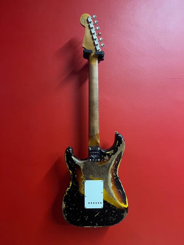 Fender Custom Shop Limited Roasted 1961 Stratocaster Super Heavy Relic Aged Black Over 3 Color Sunburst 2022 - immagine 2