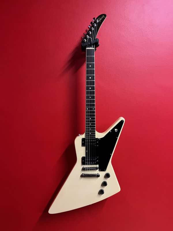 Gibson Explorer White 1982
